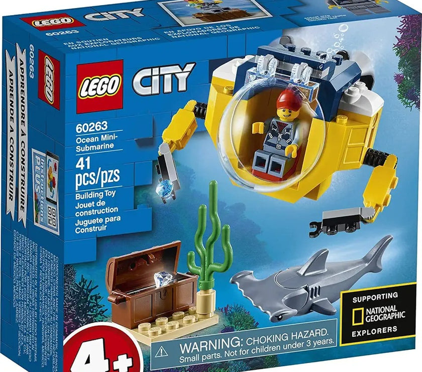 LEGO Scary Pirate Island GWP Building Set (40597, 214 pcs)