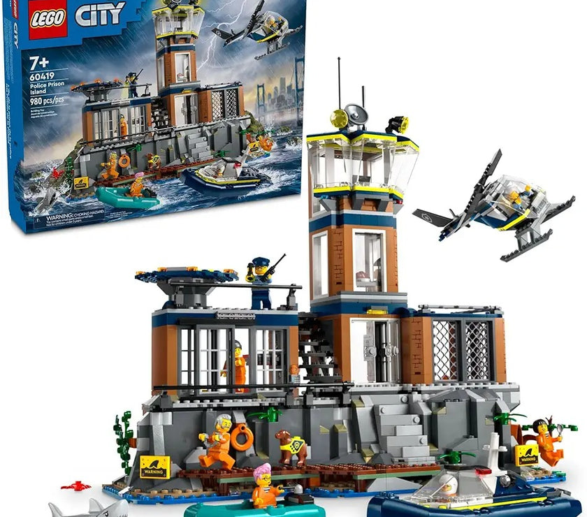 LEGO Scary Pirate Island GWP Building Set (40597, 214 pcs)